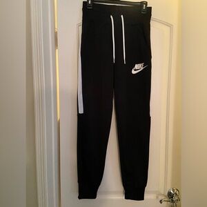 Nike joggers in black